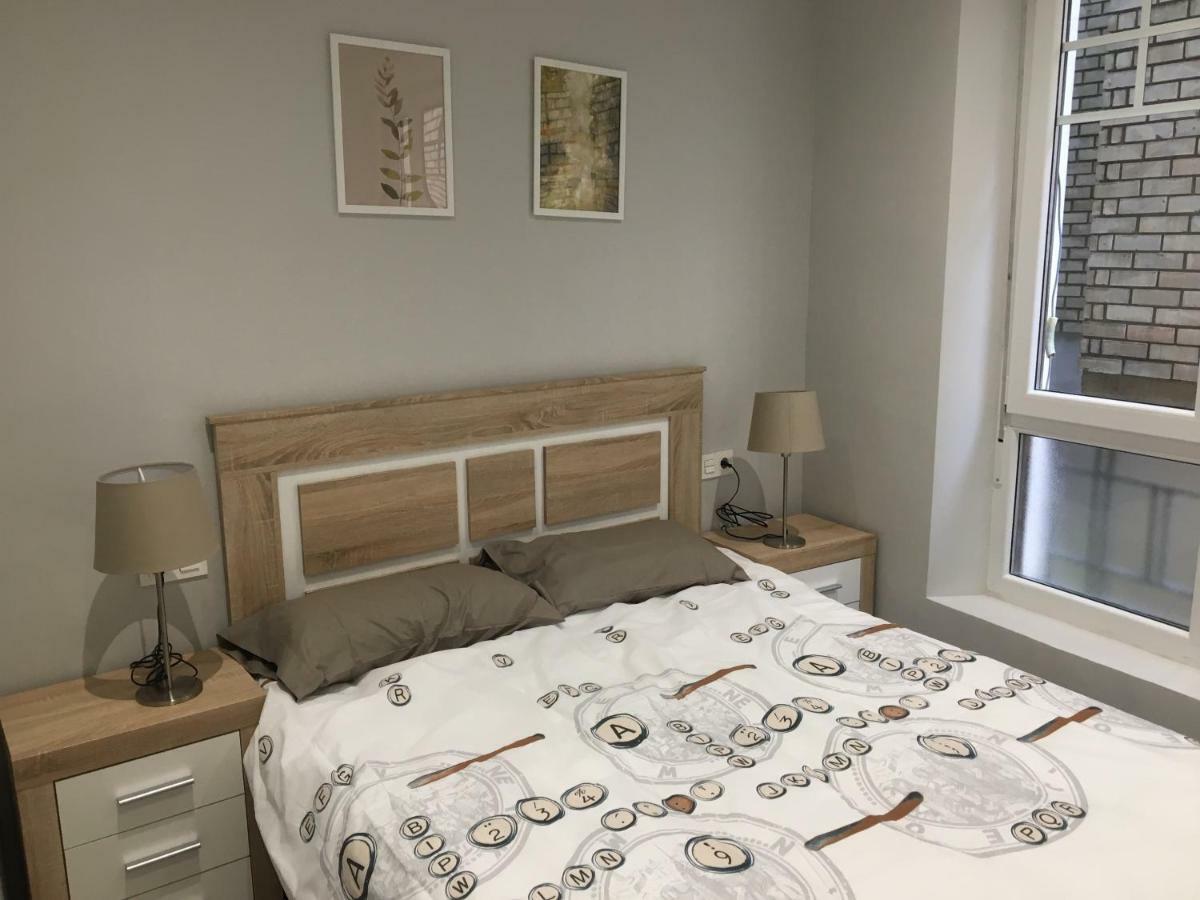 Apartamentos Gyc Viviendas Deluxe Leão Exterior foto